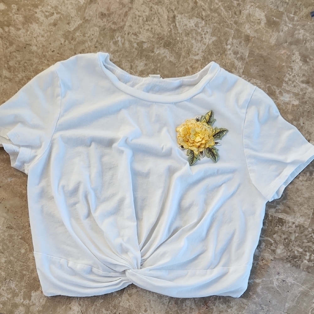 White Floral Embroidered Women's Top. Medium